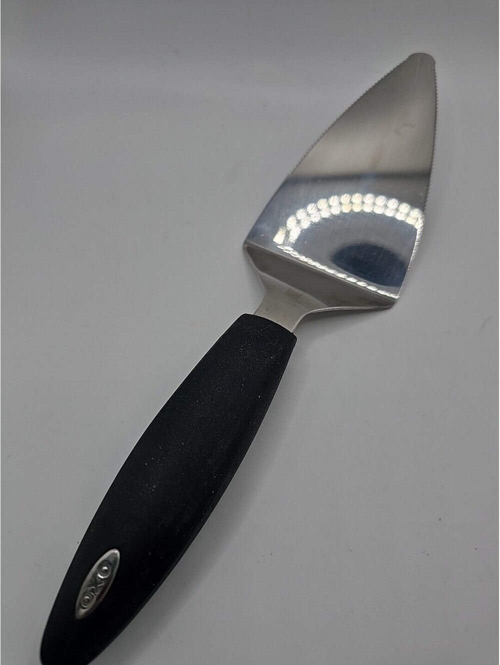 OXO Stainless Steel Pie Server Serrated Cake Slice Dessert Serving Spatula